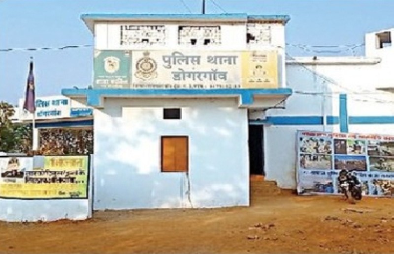 शादी के बाद पति दहेज़ और धर्मांतरण के लिए करता था मारपीट, पत्नी ने थाने में जाकर बताई आपबीती