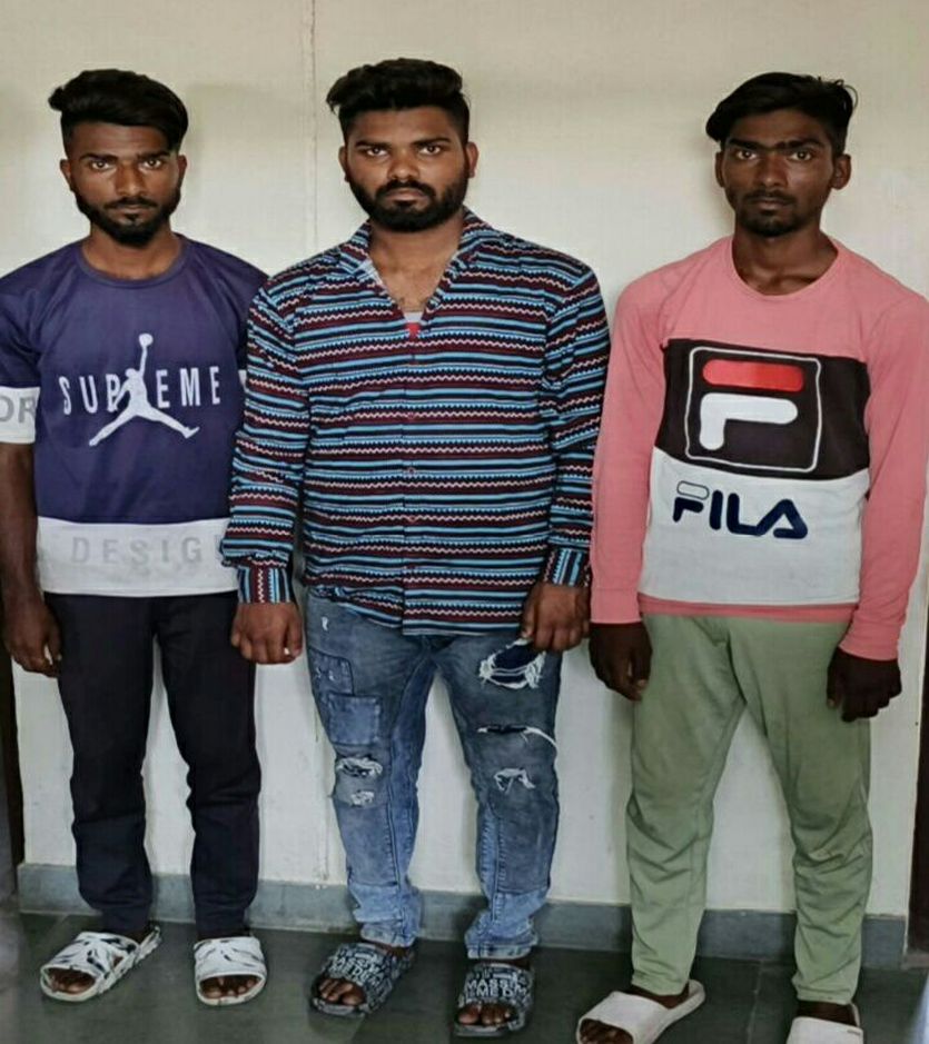 बच्चों के झगड़े में गाली-गलौच से गुस्साए युवकों ने चाकू घोंपा