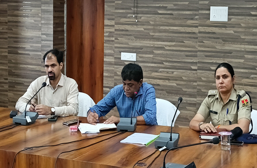 Biporjoy cyclone : हल्के में न लें बिपरजॉय तूफान को , इससे निपटने की पुख्ता तैयारियां करें -एडीएम