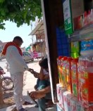 बिना रसीद दिए यात्री बसों और लोडिंग वाहनों से अवैध वसूली