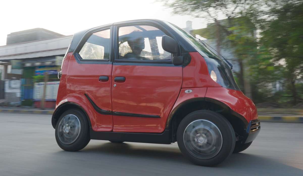 wings_ev_microcar_-_robin_side.jpg