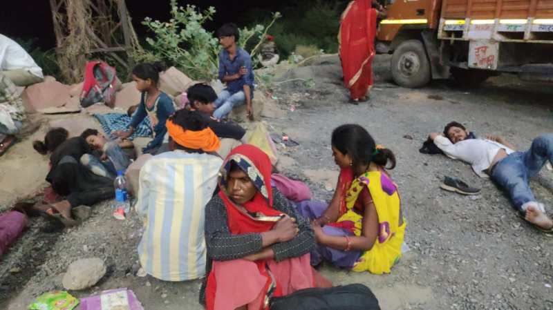 मुरैना में बस डंपर भिड़ंत में तीन मरे, एक दर्जन घायल, दो ग्वालियर रेफर