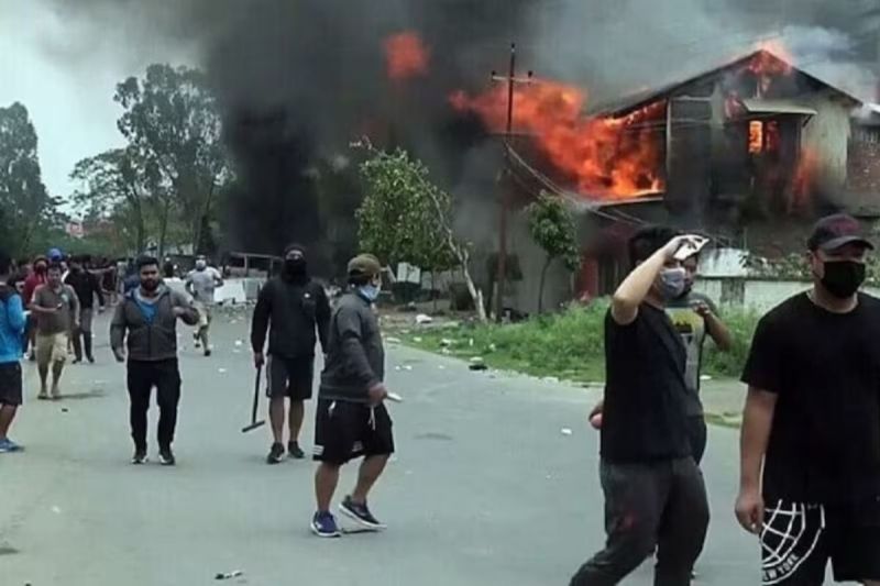 manipur-violence-attempts-to-burn-houses-of-bjp-leaders