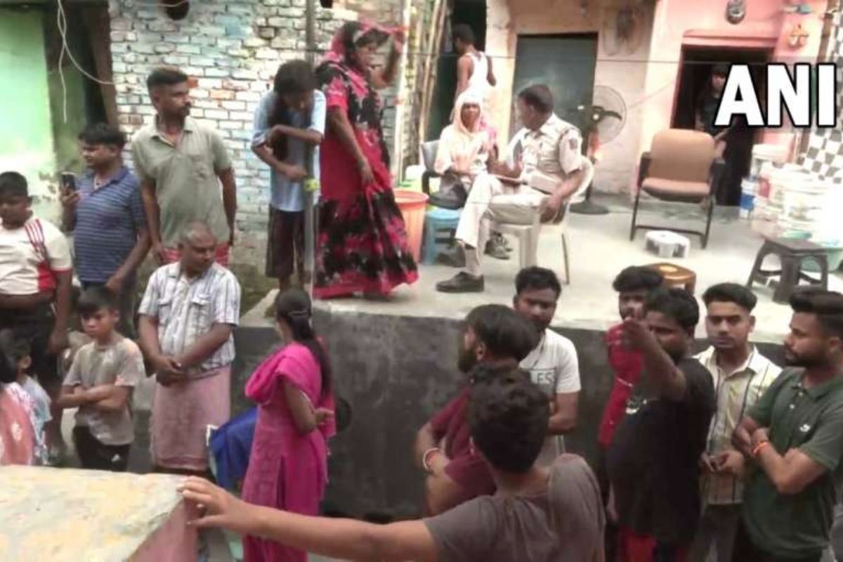 Bullets fired in RK Puram area of Delhi two women died