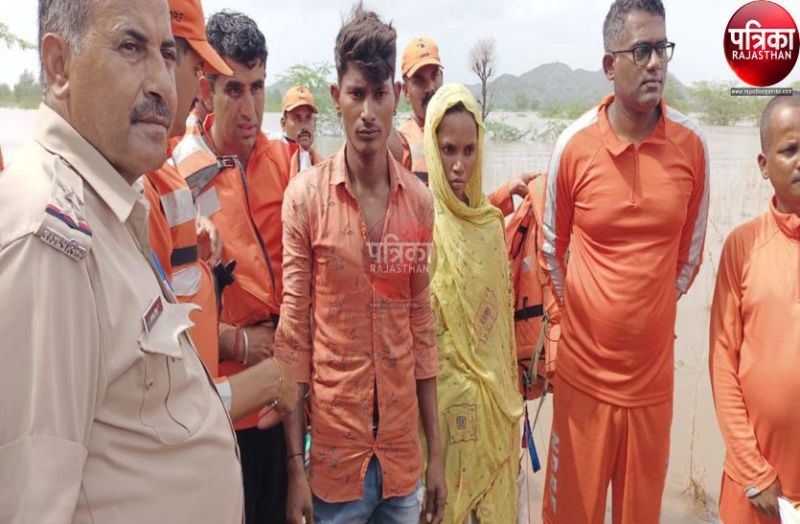 Cyclone Biparjoy Update : यहां के बांध में फंसे दम्पति, एनडीआरएफ की टीम ने सुरक्षित निकाला