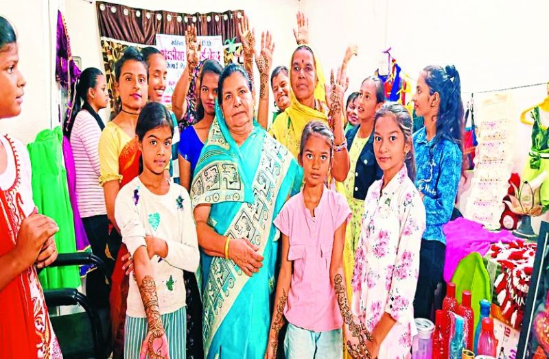 'Roshan' is spreading the light of self-reliance to daughters with the