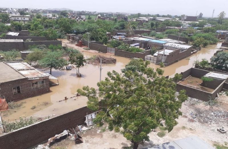 बिपरजॉय की तूफानी बारिश से मिनी मुम्बई हुई पानी-पानी, प्रभारी मंत्री ने लिया जायजा