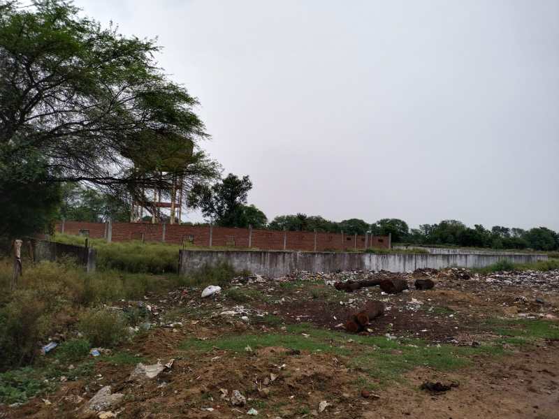 देर रात दो चचेरे भाईयों ने पी शराब, घर पहुंचने पर पत्नियां झगड़ीं तो एक ने फांसी लगा ली, दूसरा कुए में कूद गया