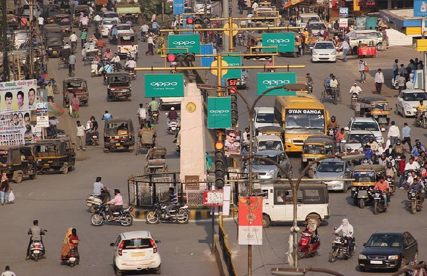 जयस्तंभ चौक के दोनों तरफ रोड की बिजली लाइन होगी अंडरग्राउंड