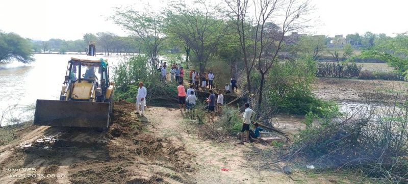 Biparjoy : राजस्थान में अब यहां पर तालाब टूटा, घरों में भर गया पानी