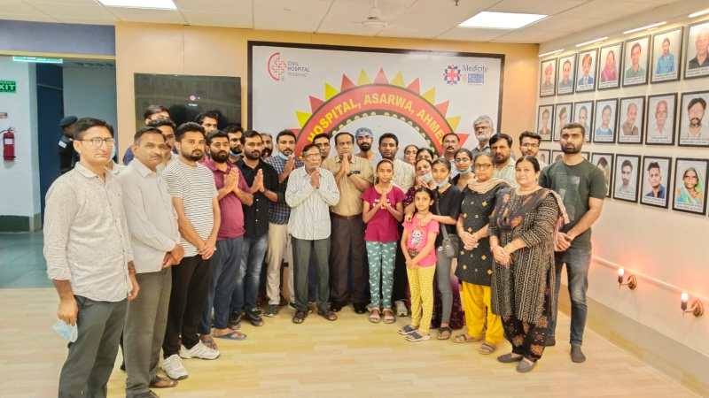 Video... अहमदाबाद : निजी अस्पताल में ब्रेन डेड हुए मरीज को सिविल अस्पताल ले जाकर अंगदान