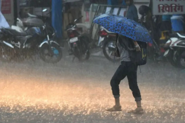 IMD Weather Forecast: अगले तीन घंटे में आंधी-बारिश का 5 जिलों में अलर्ट, 27 जून
से होगी भारी बारिश