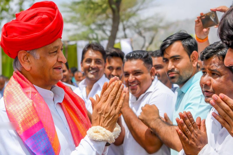 free hostel facility at udaipur house new delhi by gehlot government