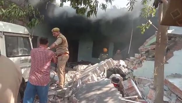 Blast cylinder and break roof