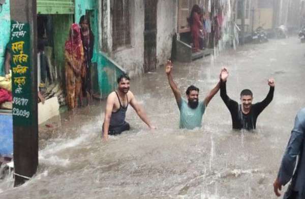 heavy_rain_in_bhilwara3.jpg