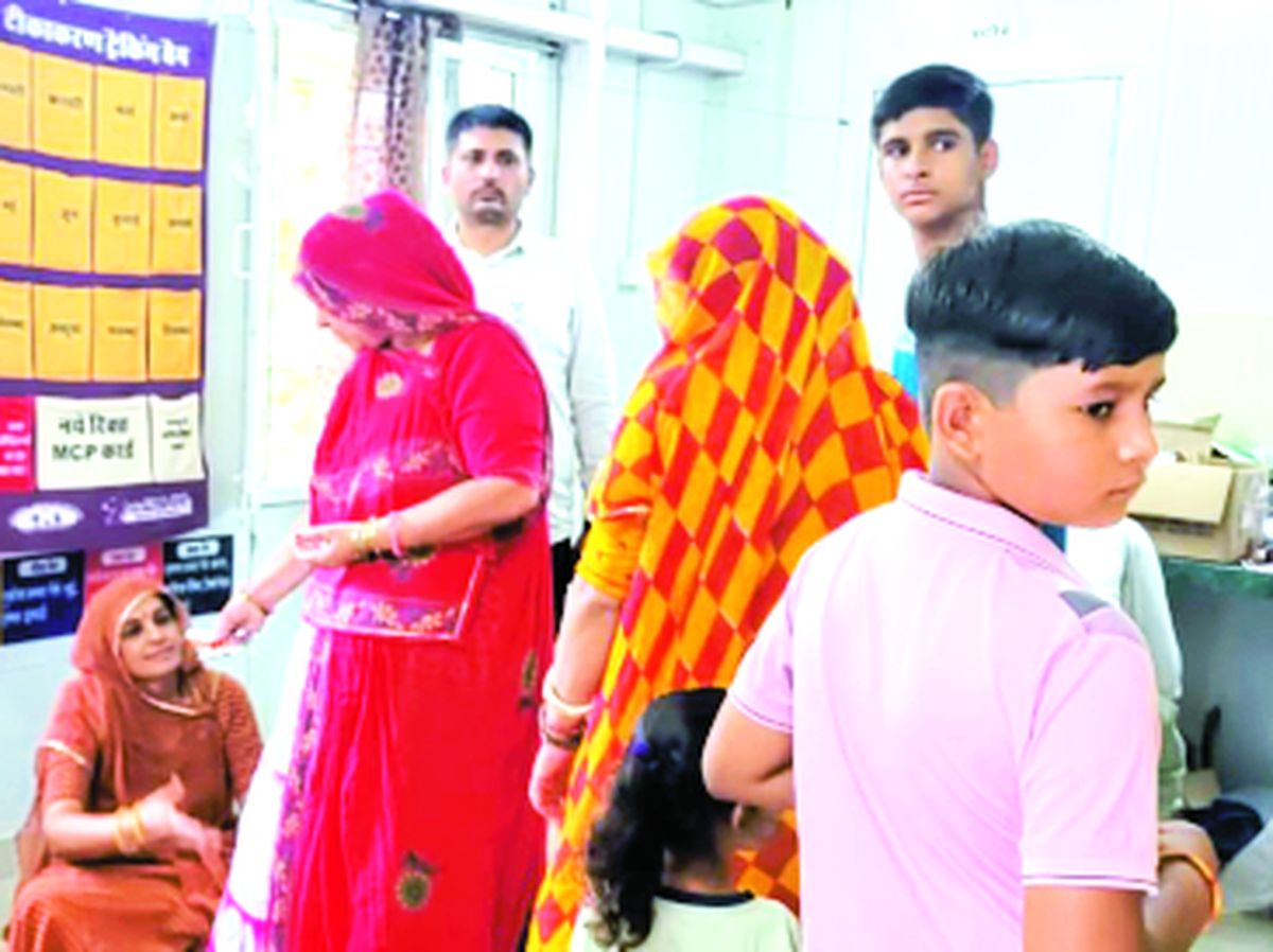 फूड पॉइजनिंग से 150 से ज्यादा बीमार, शादी एवं प्रसादी में खाने के बाद बिगड़ा स्वास्थ्य