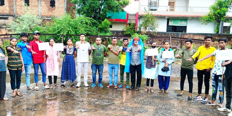 People were advised to stay away from drugs, side effects were told