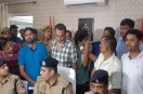 Video: खुद को पुलिसकर्मी बताकर महिलाओं को डरा धमका कर गहने लुटने वाले दो शातिर टप्पेबाजों को पुलिस ने कैसे दबोचा, जानिए
