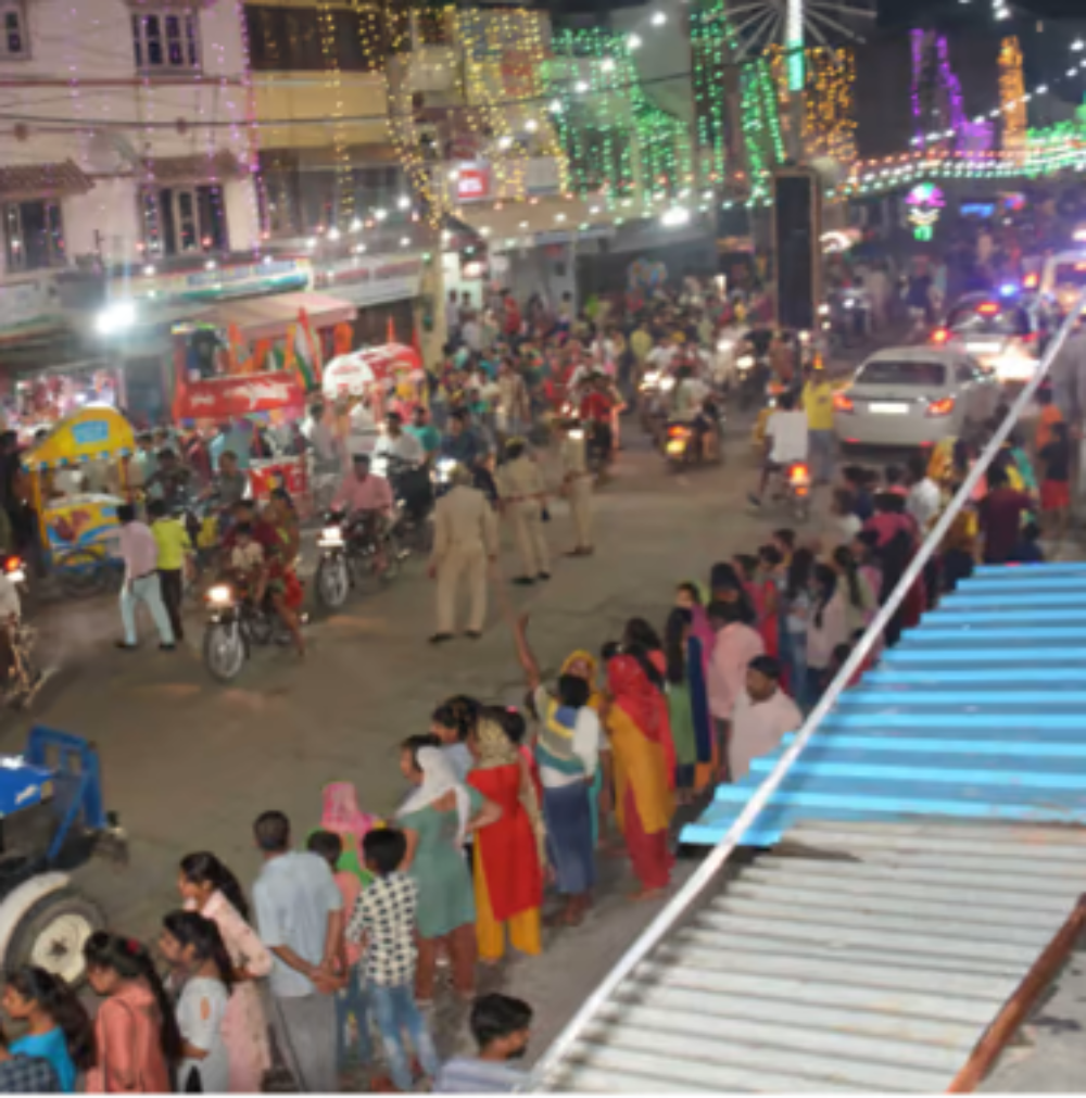 Kanwar Yatra 2023: यूपी में कांवड़ यात्रा मार्ग पर मांस की खरीद-बिक्री पर पूरी तरह से रोक