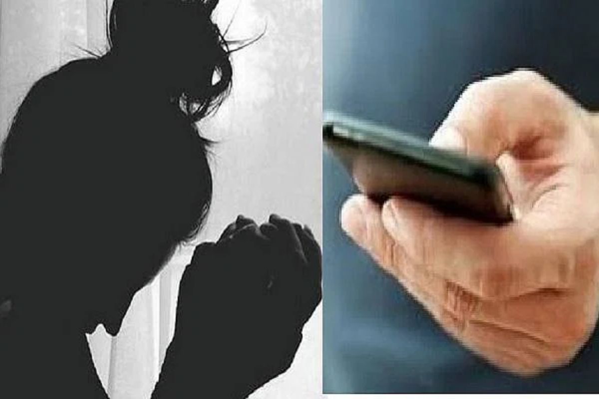 send so dirty messages to girl on WhatsApp