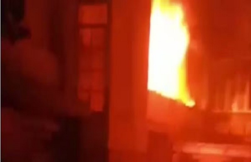 Fierce fire in government hospital due to short circuit