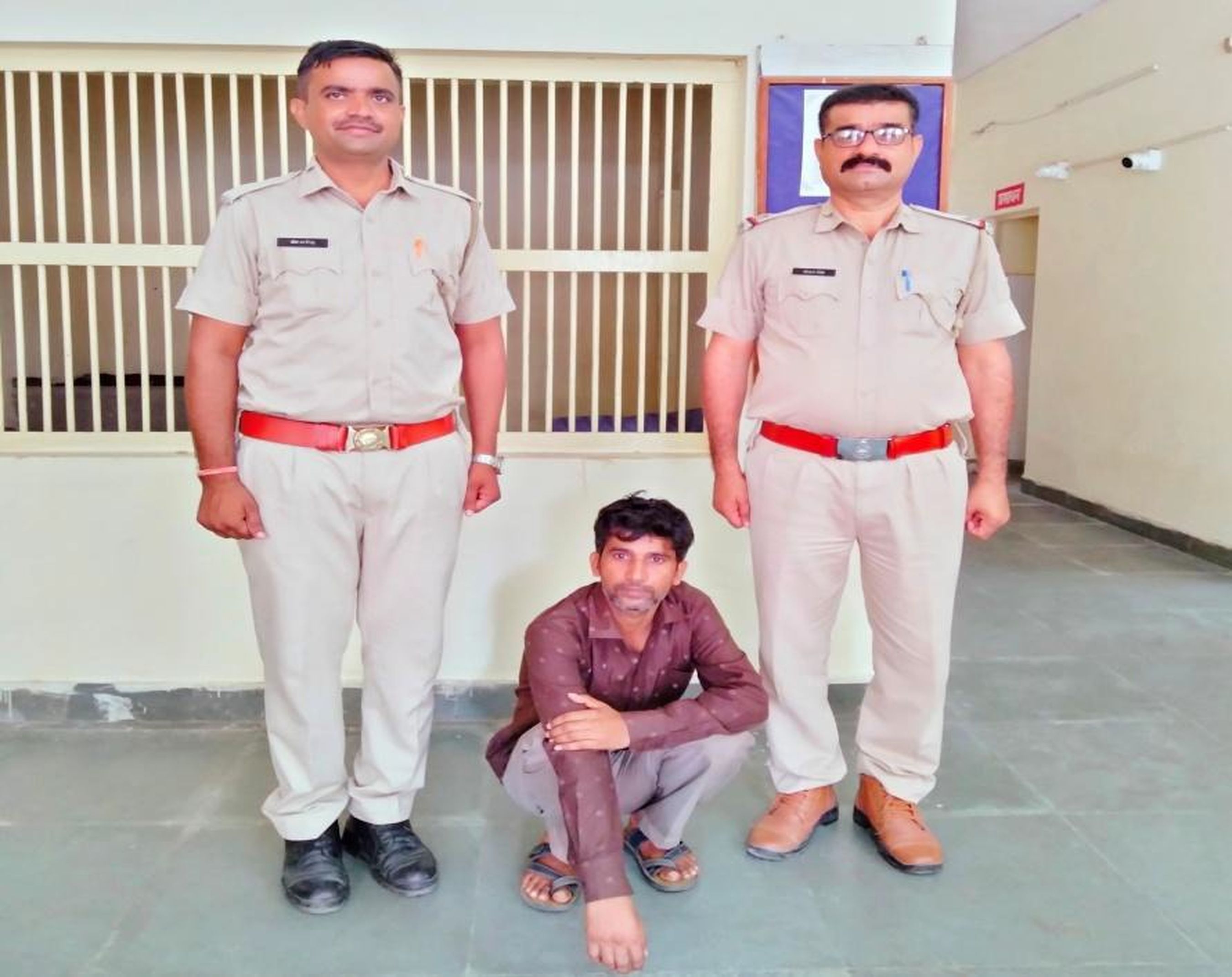 मोबाइल चोरी का आरोपी गिरफ्तार कर मोबाइल किया बरामद