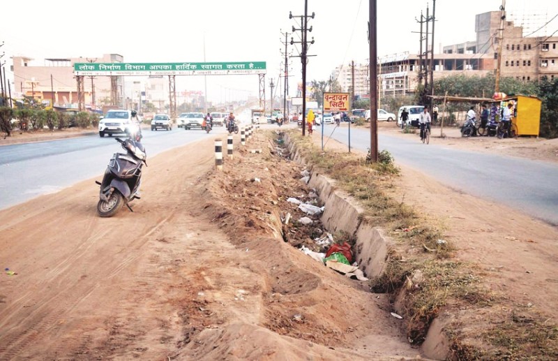 12 एकड़ जमीन अधिग्रहण के बाद हो गई 17 एकड़, रेकॉर्ड में अभी भी निजी