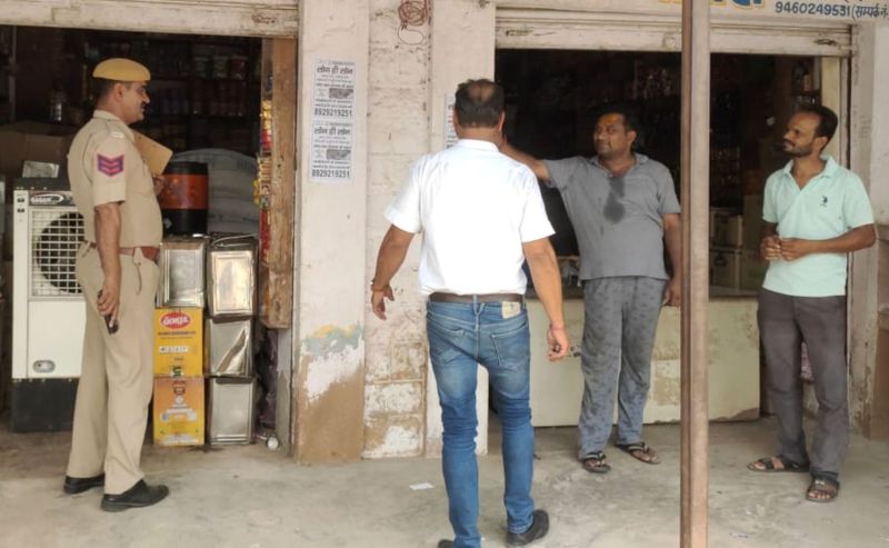 crime news : ताला तोड़ चुरा ले गए सामान, पुलिस कर रही जांच