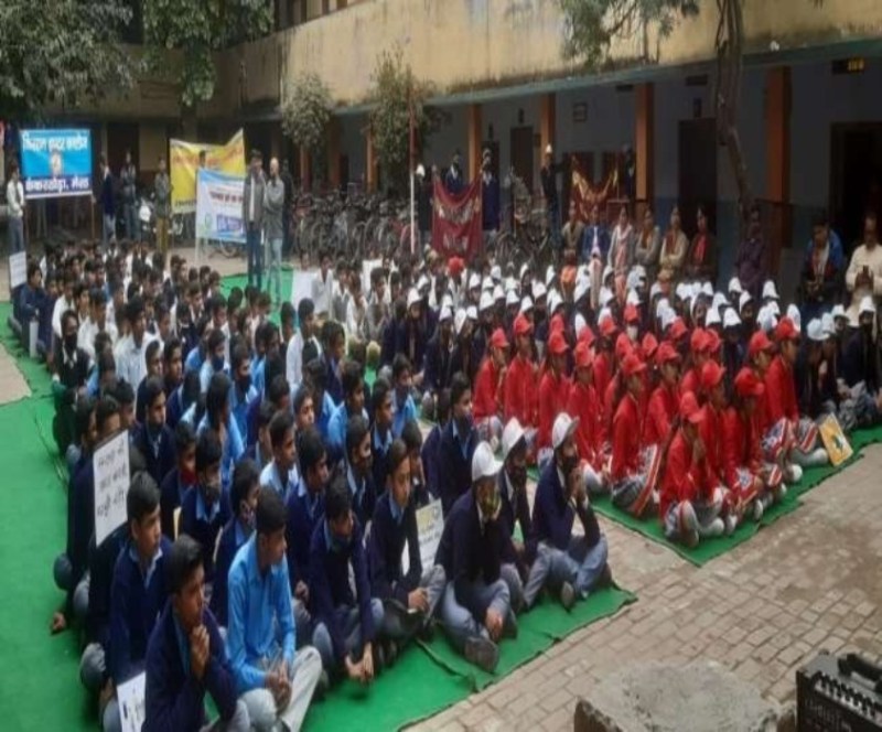 School holiday News: कांवड़ यात्रा के चलते यूपी के इन जिलों के स्कूलों में 16 जुलाई तक छुट्टी, डीएम ने दिए आदेश