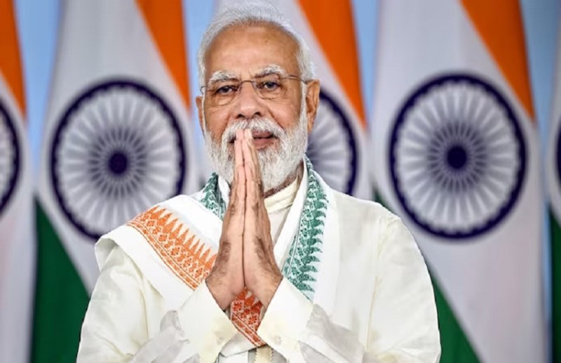 छत्तीसगढ़ पहुंचे प्रधानमंत्री नरेंद्र मोदी, रायपुर में एयरपोर्ट में हुआ भव्य स्वागत, देखें मिनट मिनट-टू-मिनट कार्यक्रम