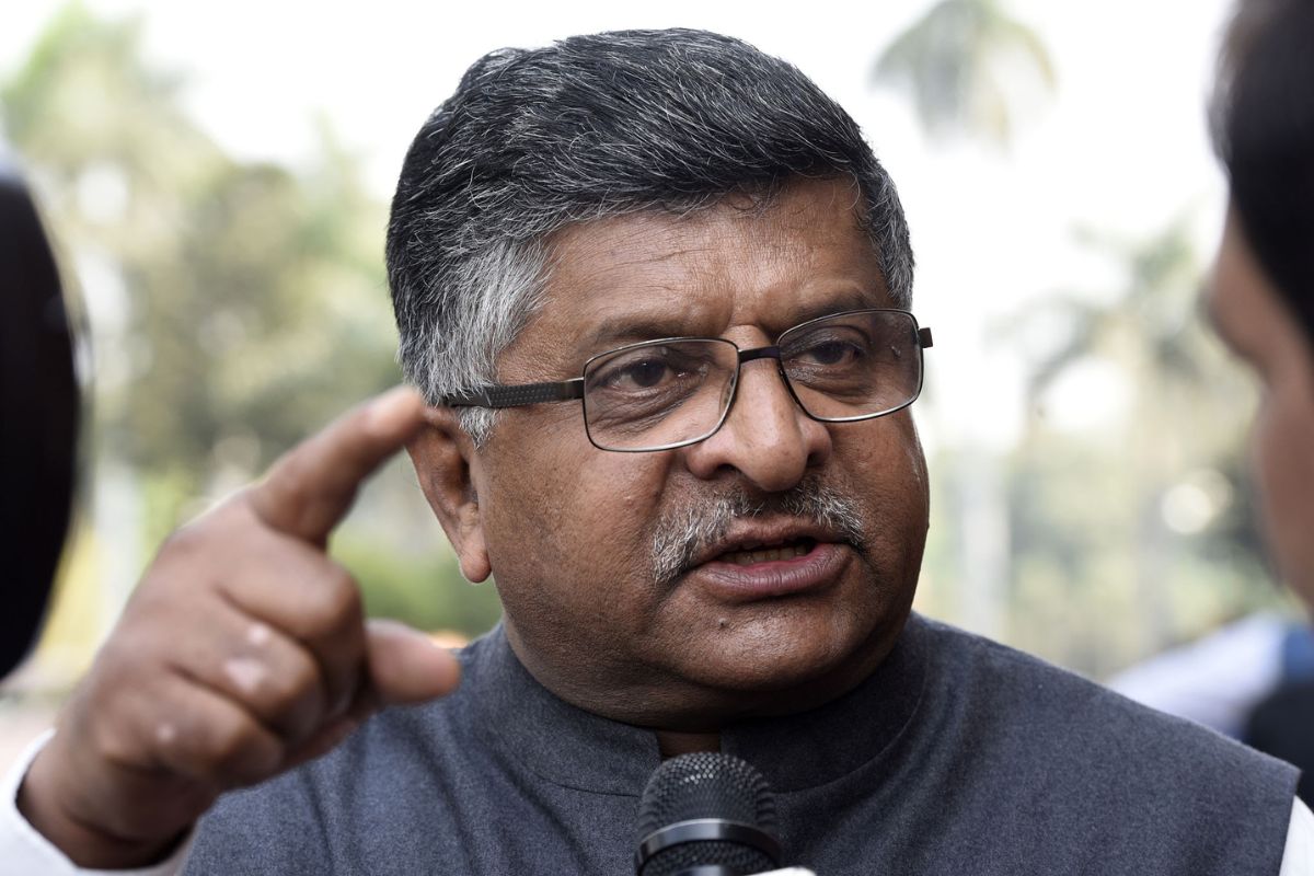 bjp-said-why-doesn-t-congress-give-training-to-rahul-gandhi-to-speak