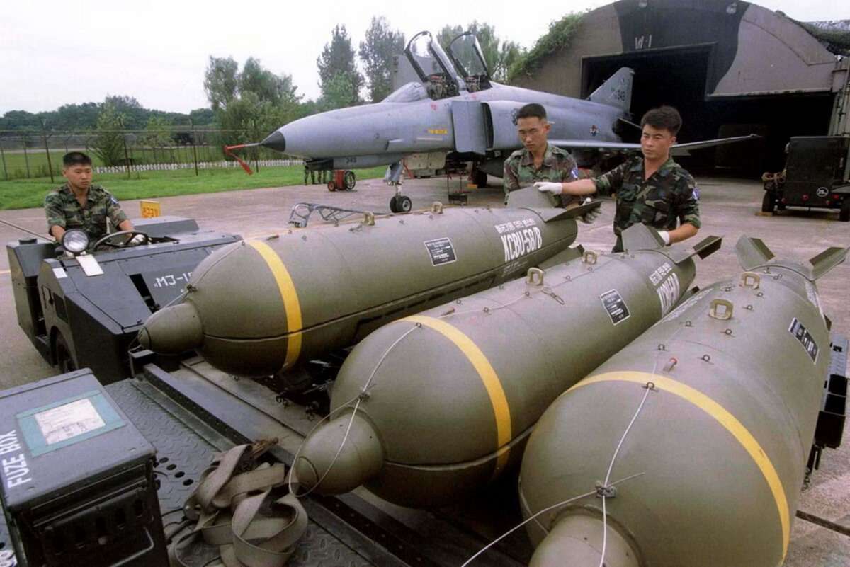 cluster_munitions.jpg