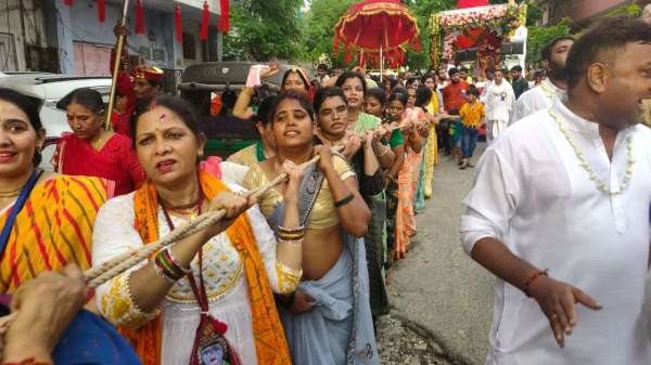 Shree Jagannath Rath Yatra started with pomp