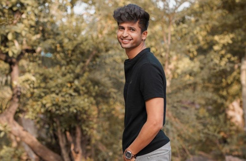 अपनी कला से दिल जीत रहे यूट्यूबर रजत पवार