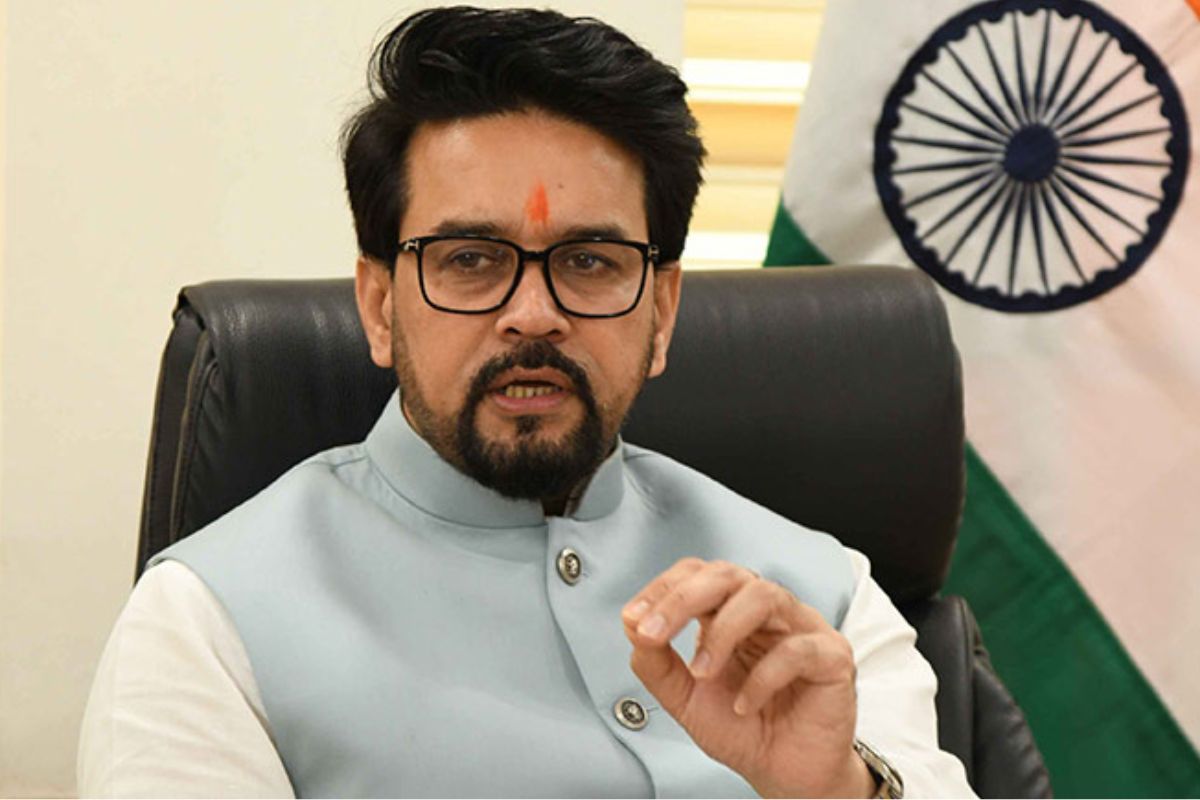 anurag-thakur-said-award-wapsi-gang-do-not-see-murder-of-democracy-in
