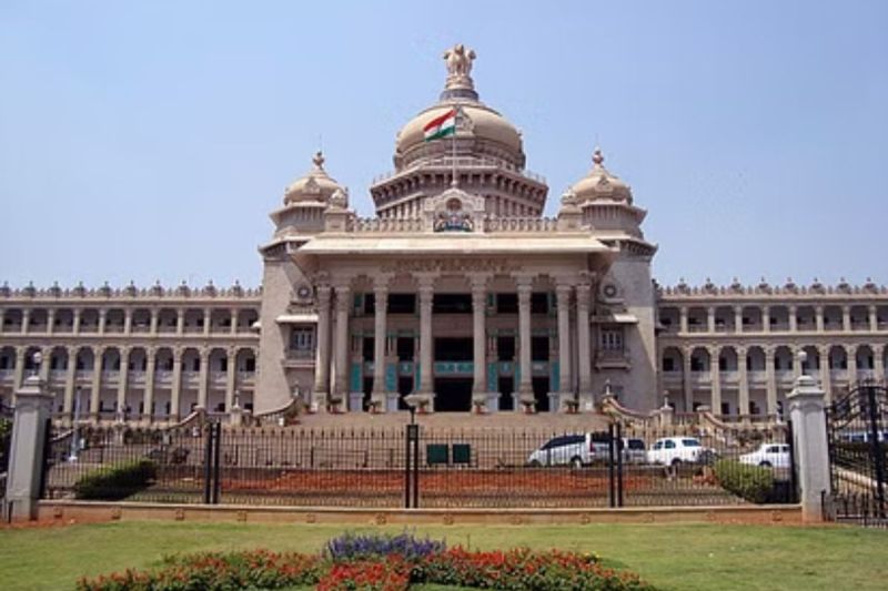 mentally-deranged-reached-assembly-watched-proceedings-of-the-house