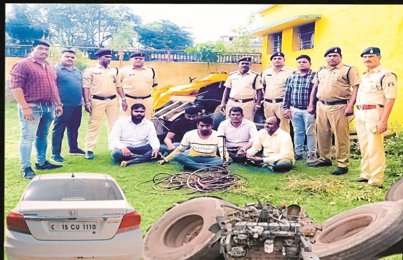 The owner wept after seeing such a condition of his hiva