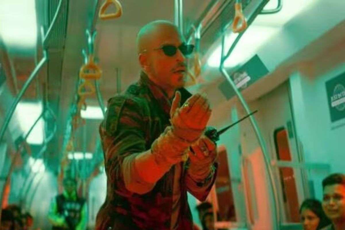 shahrukh_bald_dance.jpg