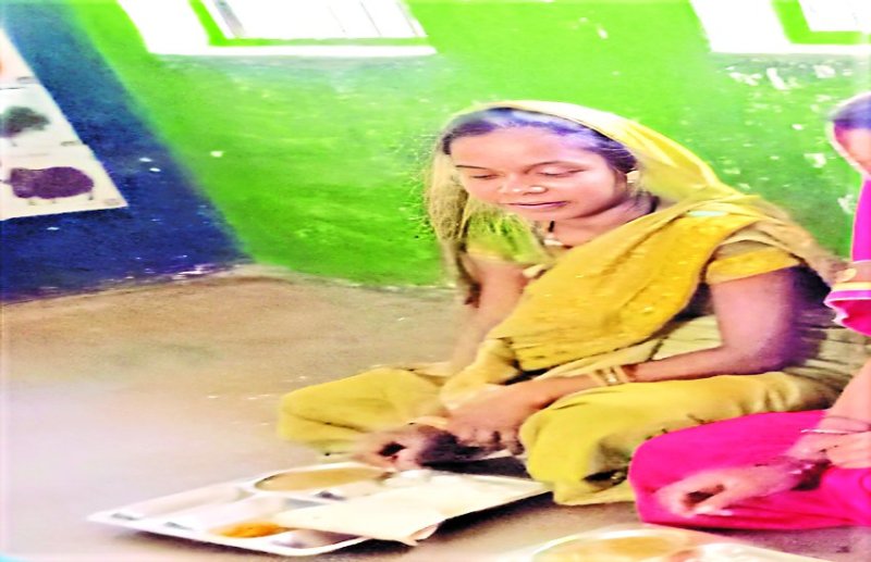 आंगनबाड़ी में मिले पौष्टिक आहार से चुकेश्वरी को एनिमिया से मिली मुक्ति