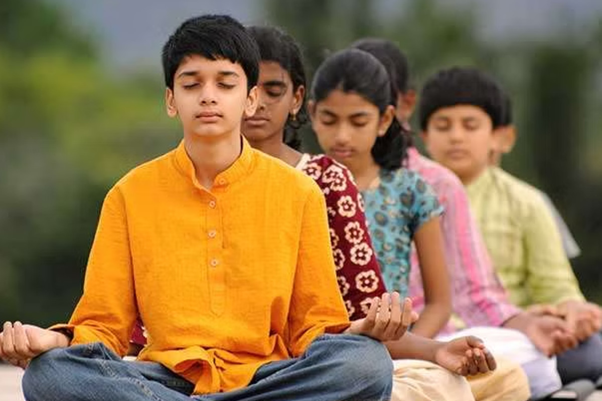 children_doing_yoga.jpg