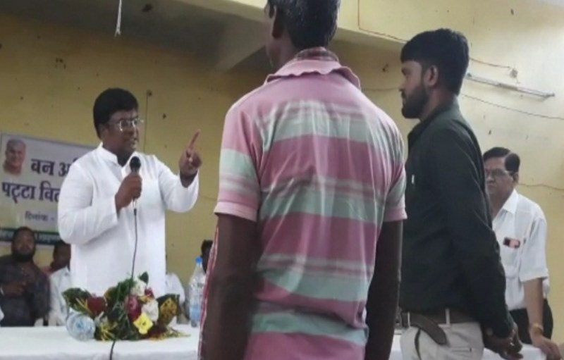 MLA reprimanded Patwari