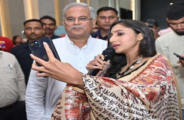 सोशल मीडिया इन्फ्लूएंसर्स