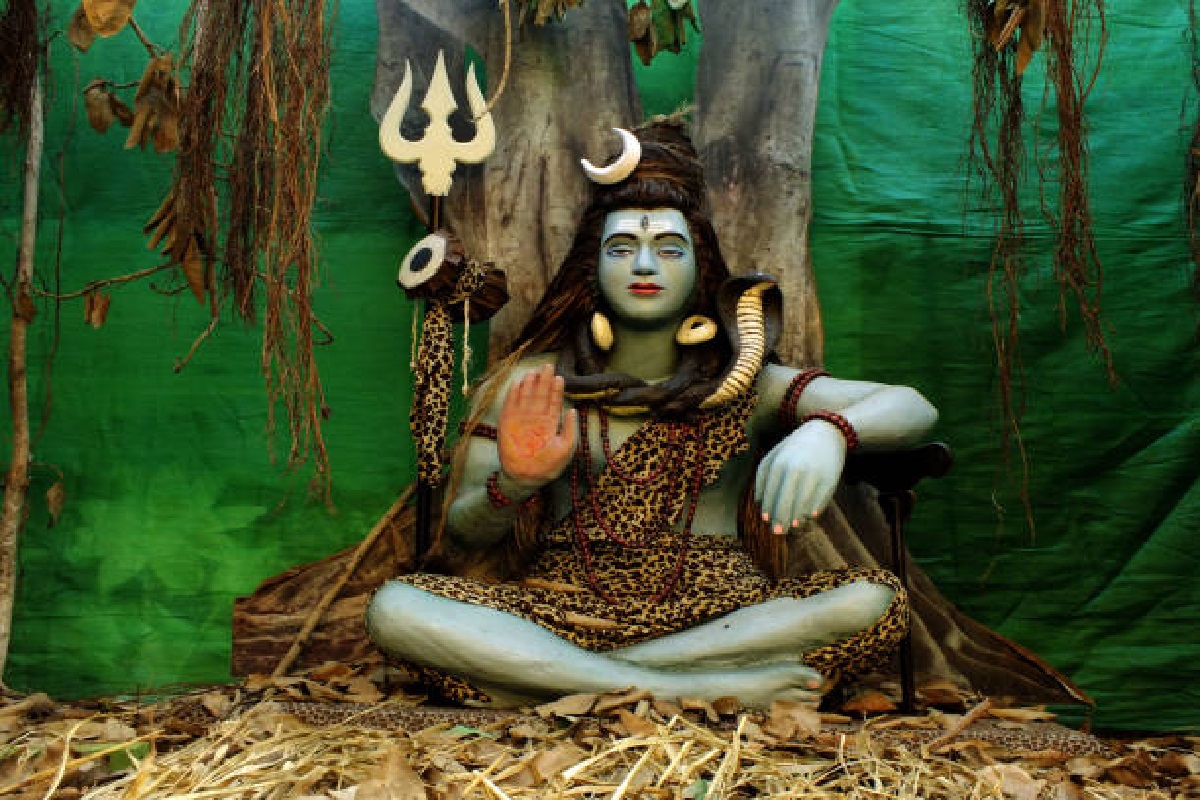 shiv_puja_on_shravan_somvar.jpg