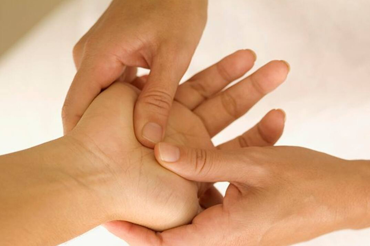 acupressure_therapy_boost_imunity.jpg