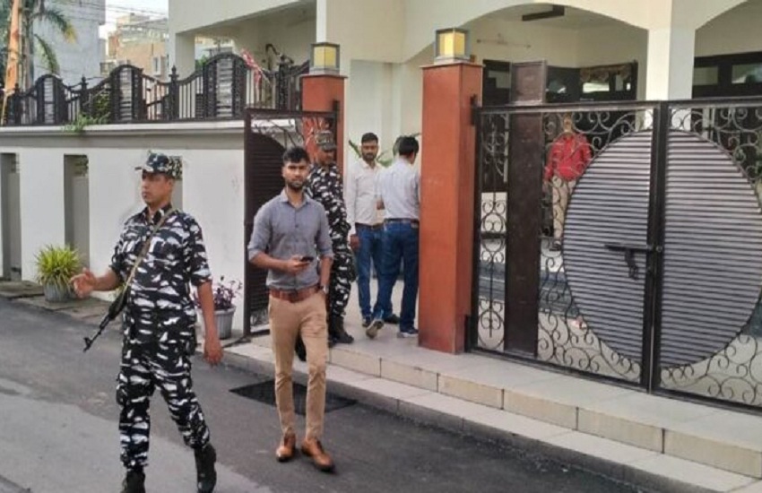 छत्तीसगढ़ में आयकर विभाग की बड़ी कार्रवाई, सुबह 6 बजे से 16 ठिकानों में मारे छापे