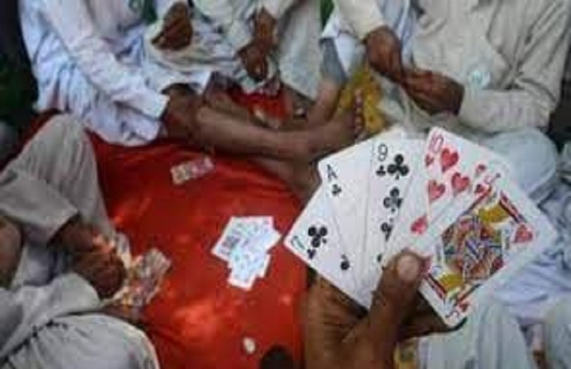 Police caught 26 gamblers, seized 12 thousand rupees