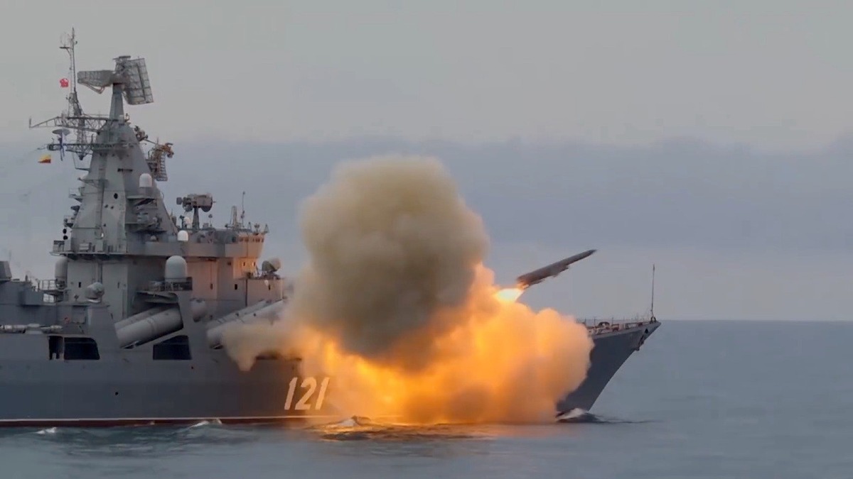 russian_navy_carries_out_a_fire_exercise_in_black_sea.jpg