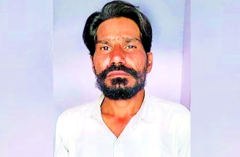 चोरी के आरोप में हवालात में था बंद, शौच के बहाने कर दी ये हरकत, देखकर पुलिस के उड़ गए होश