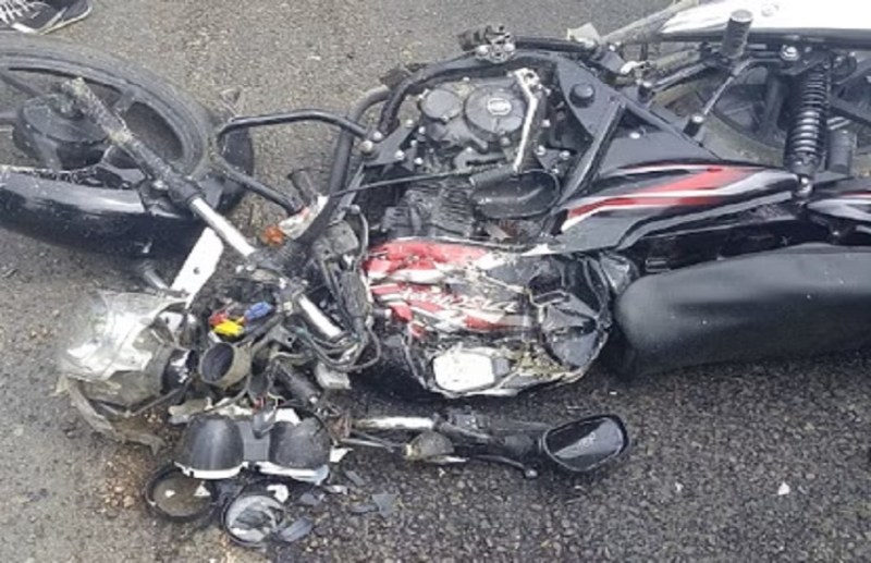 कोरबा में हादसा, एक ही परिवार के तीन लोग हुए हादसे का शिकार, एक की मौत, दो गंभीर