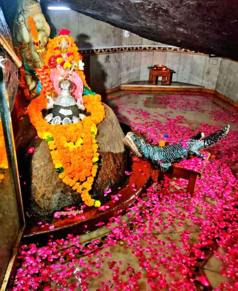 shiv puja vidhi with mantra